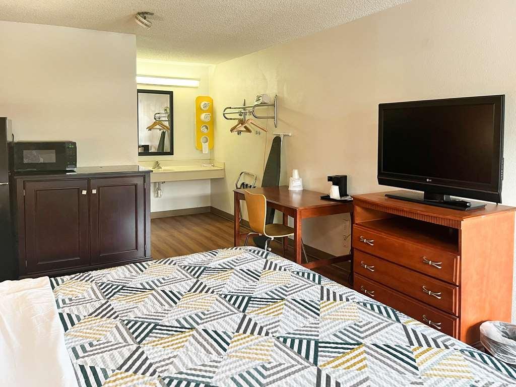 Motel 6-Dayton, Oh - 엥글우드 객실 사진