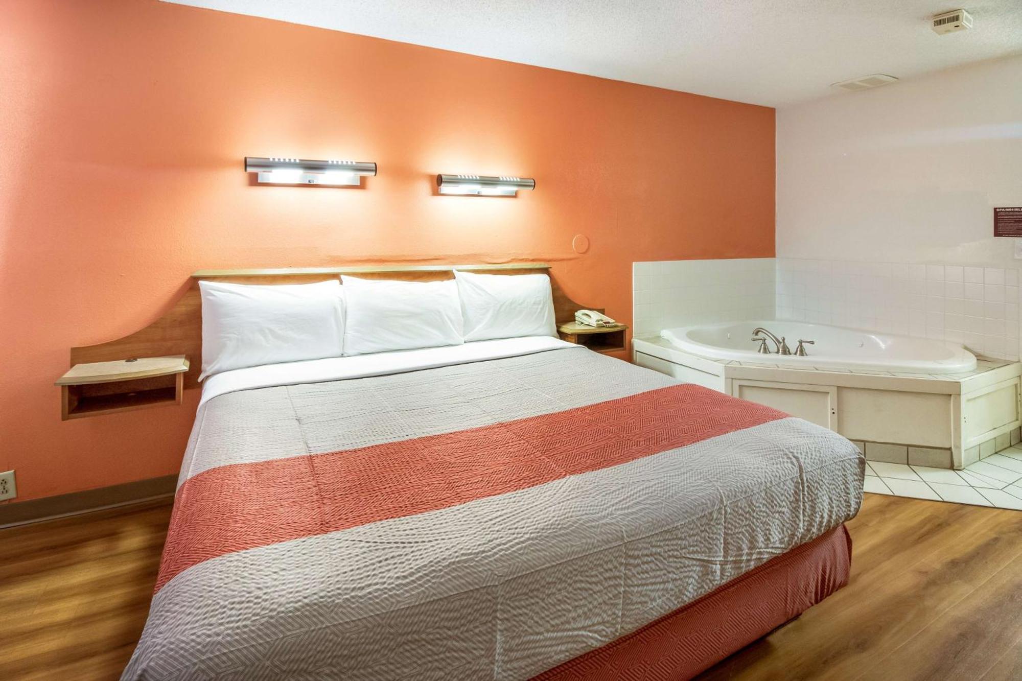 Motel 6-Dayton, Oh - 엥글우드 외부 사진