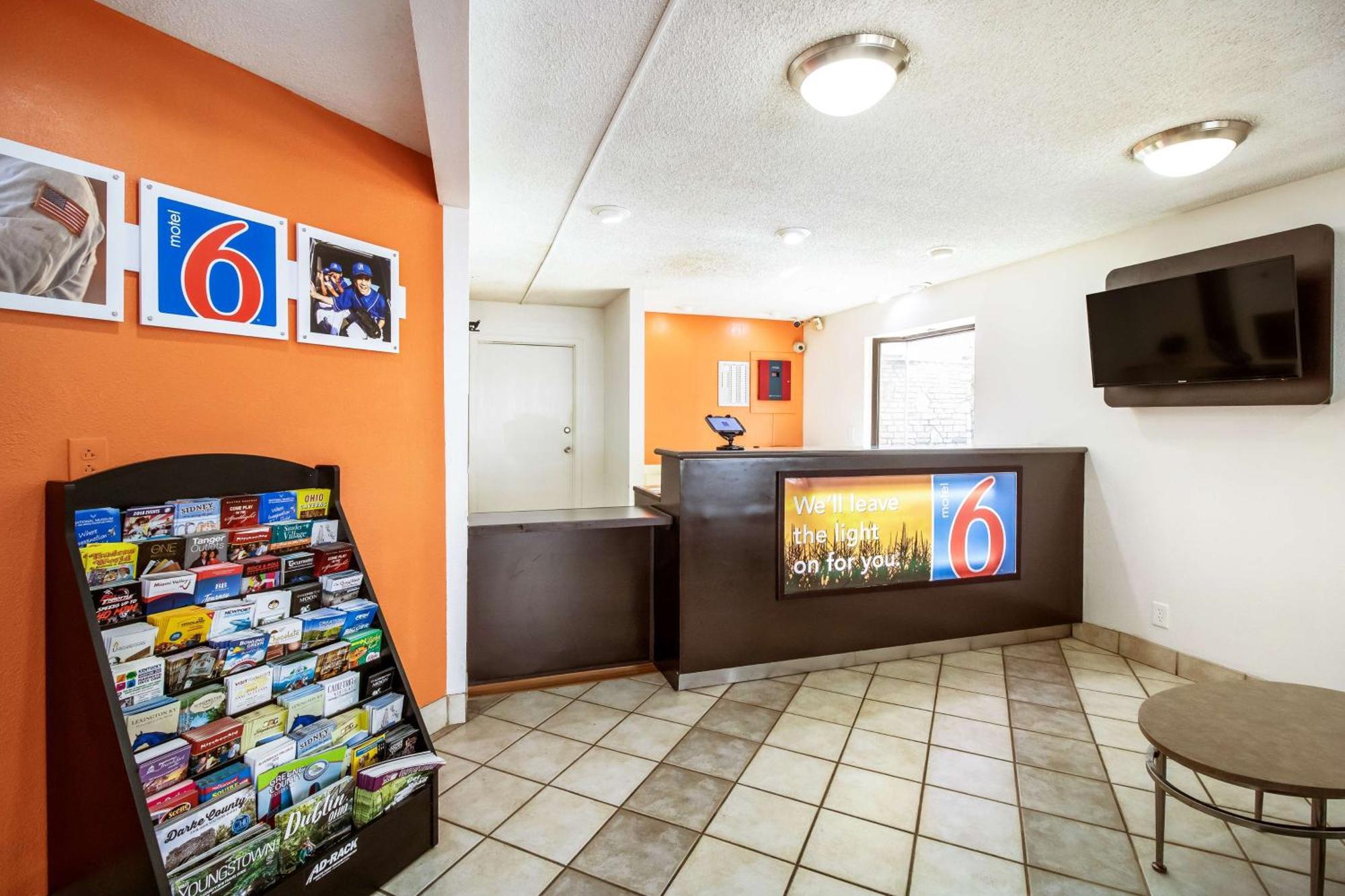 Motel 6-Dayton, Oh - 엥글우드 외부 사진