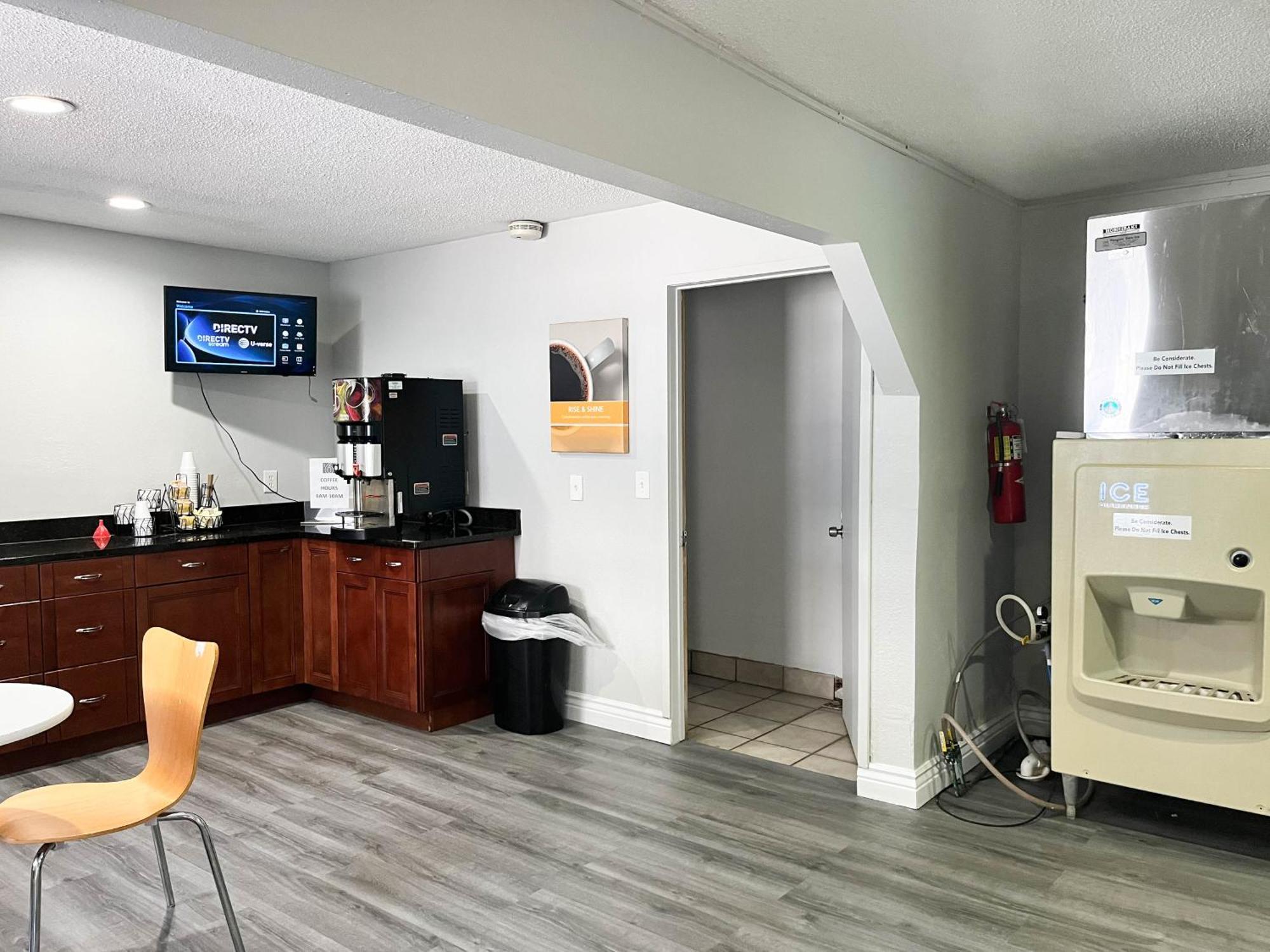 Motel 6-Dayton, Oh - 엥글우드 외부 사진